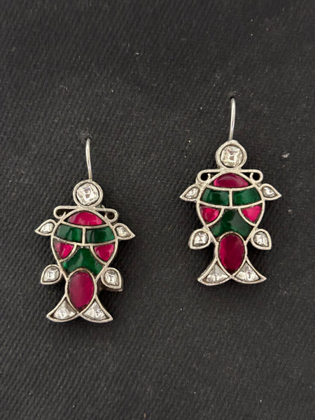 Silver Jadau Fish Motif Earrings