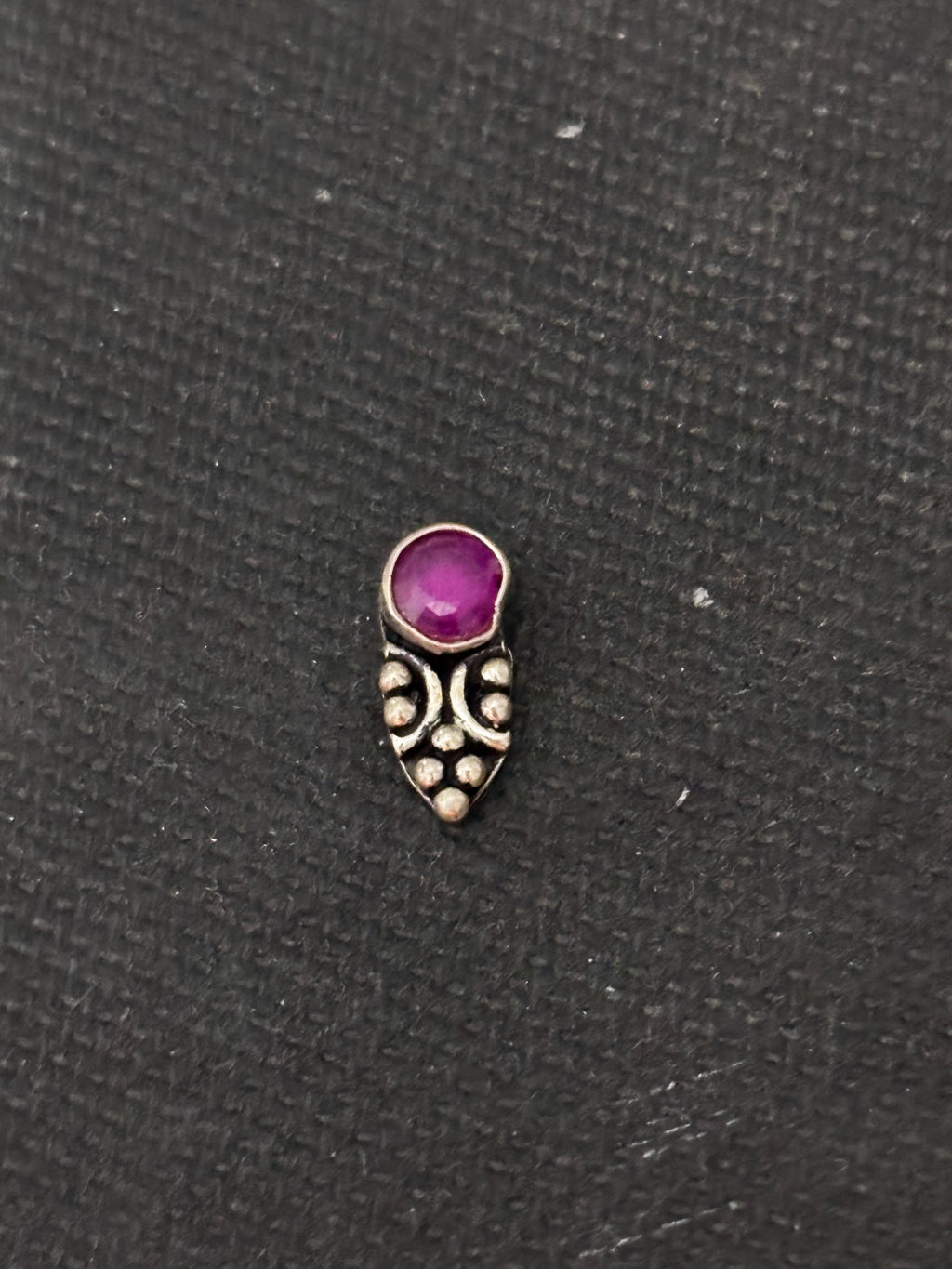 Magenta Silver Nosepin