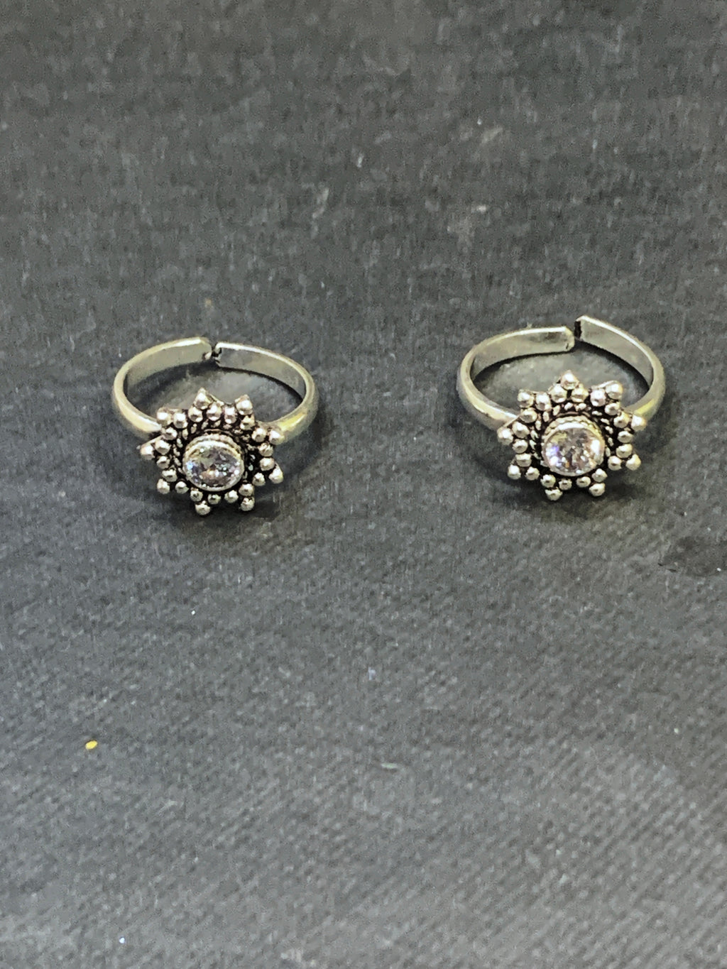 Silver Flower Zircon Toering