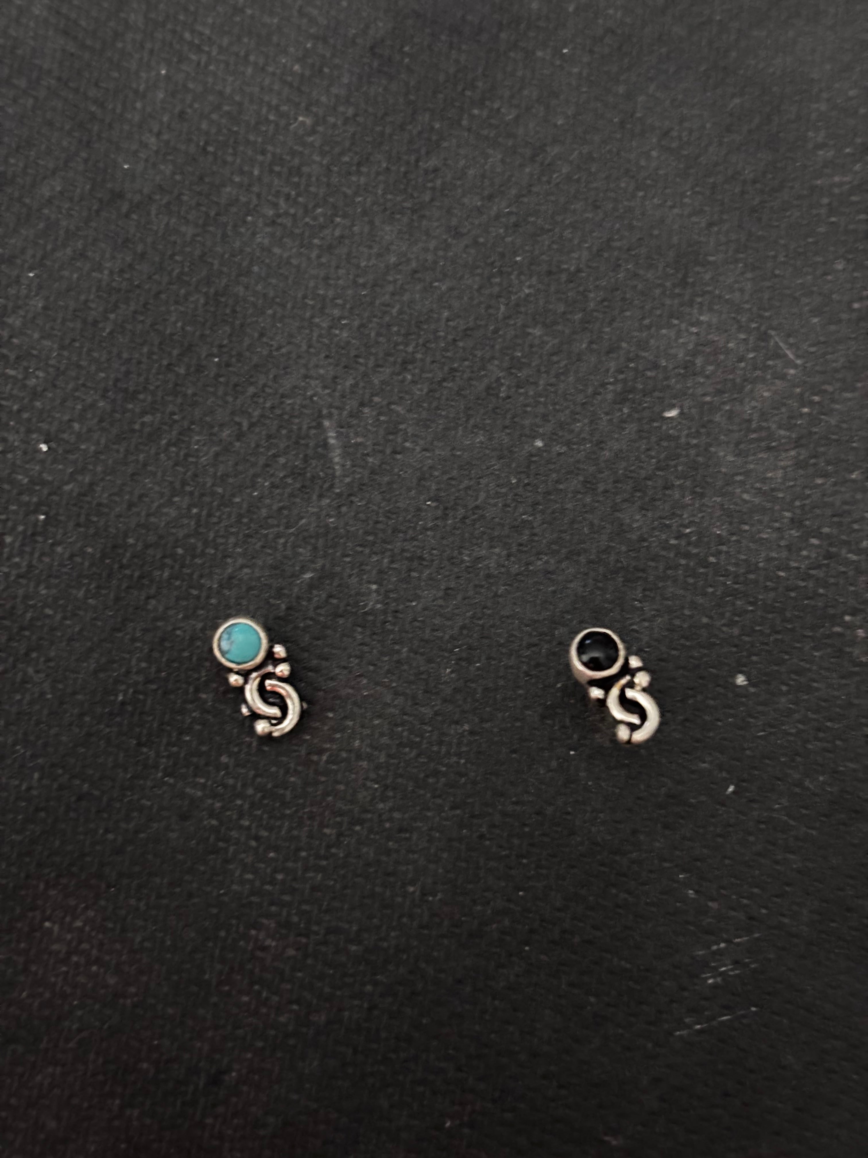Silver Dot and Swirl Nosepin