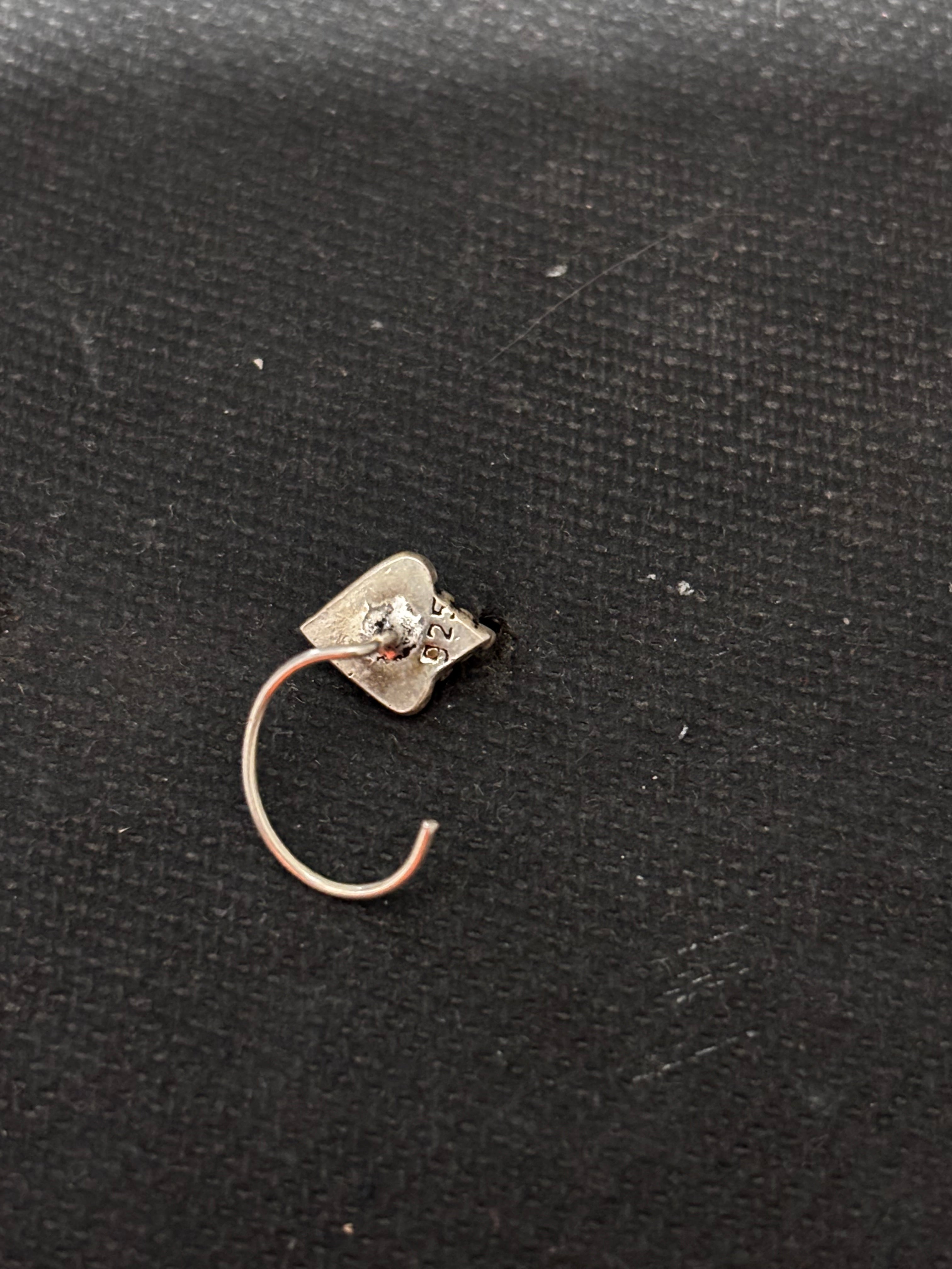 Silver Green Stone Nosepin
