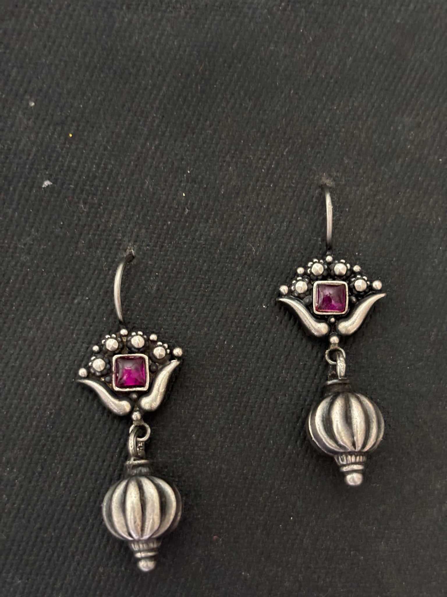 Kempu Silver Dangler Earrings